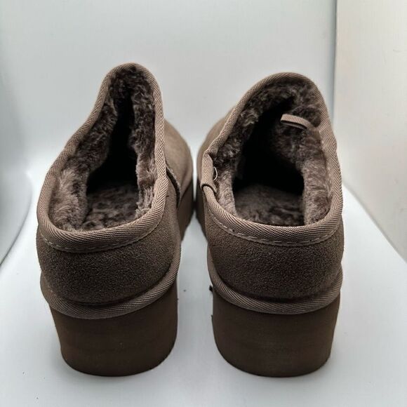CUSHIONAIRE Women's Genuine Suede Cozy Mule Platform +Memory Foam 10 TAUPE - Picture 4 of 7